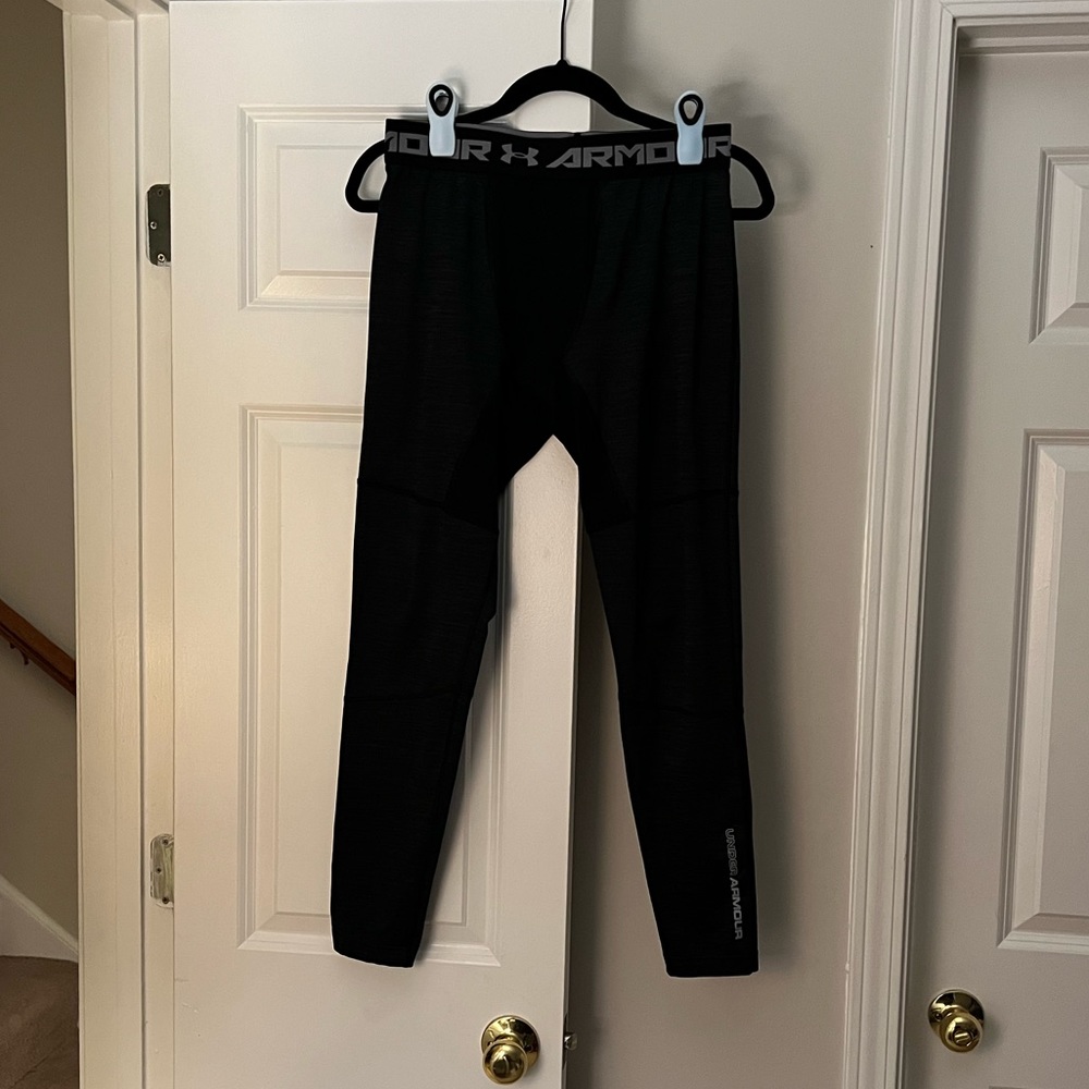 Mens Under Armour Heat Gear Leggings-Large